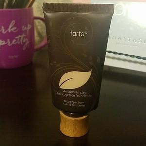 Tarte Amazonian Clay Foundation